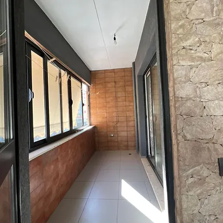 Kris Apartament *